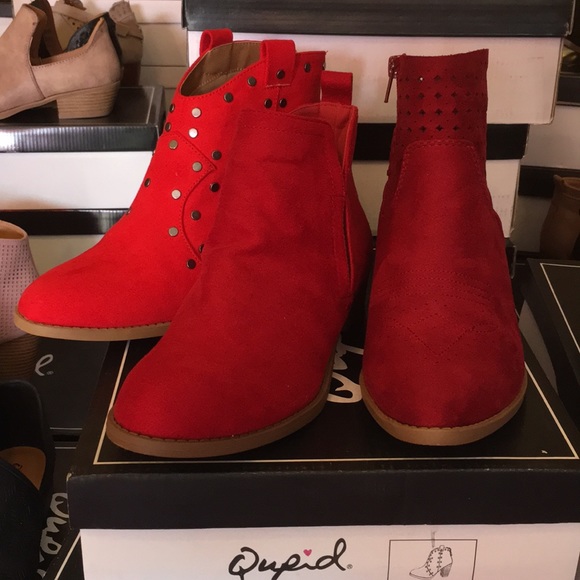 RESTOCKED Soda red perforated western ankle bootie - Picture 4 of 7